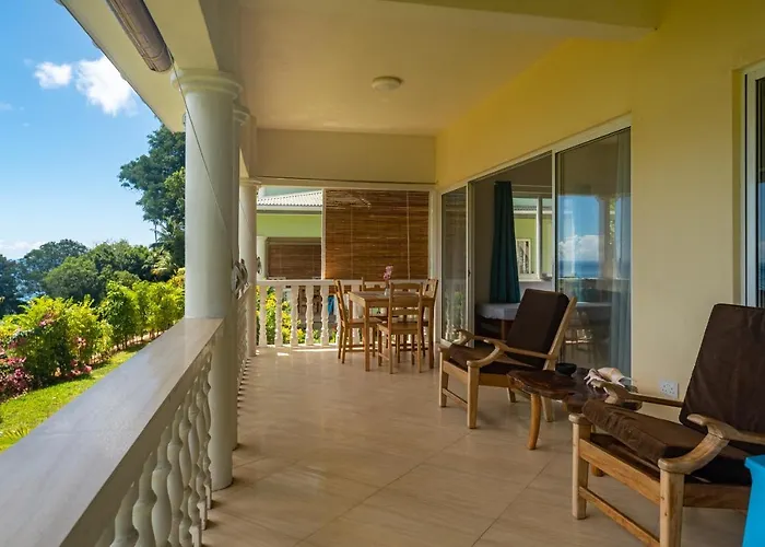 View Retreat Selfcatering * Anse a La Mouche