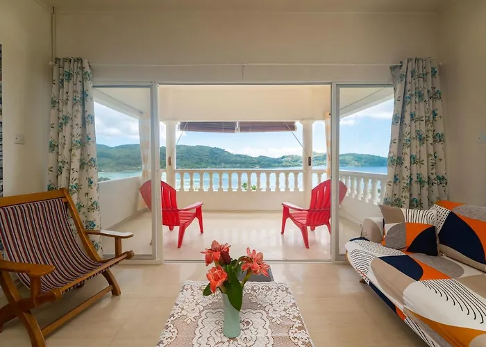 View Retreat Selfcatering Anse a La Mouche